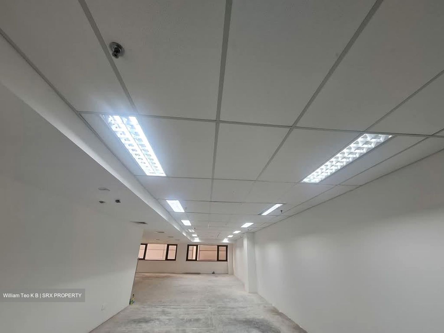 Peninsula Plaza (D6), Office #611813781